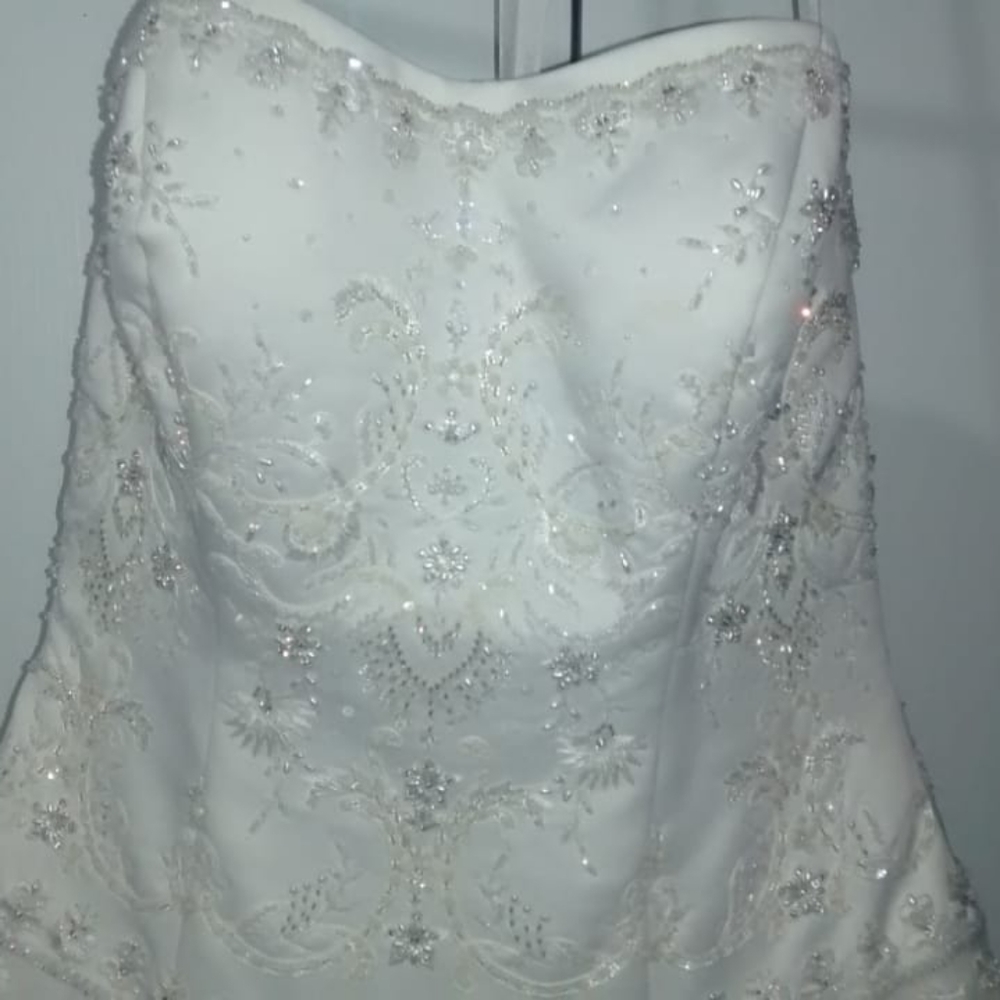 Wedding dreas